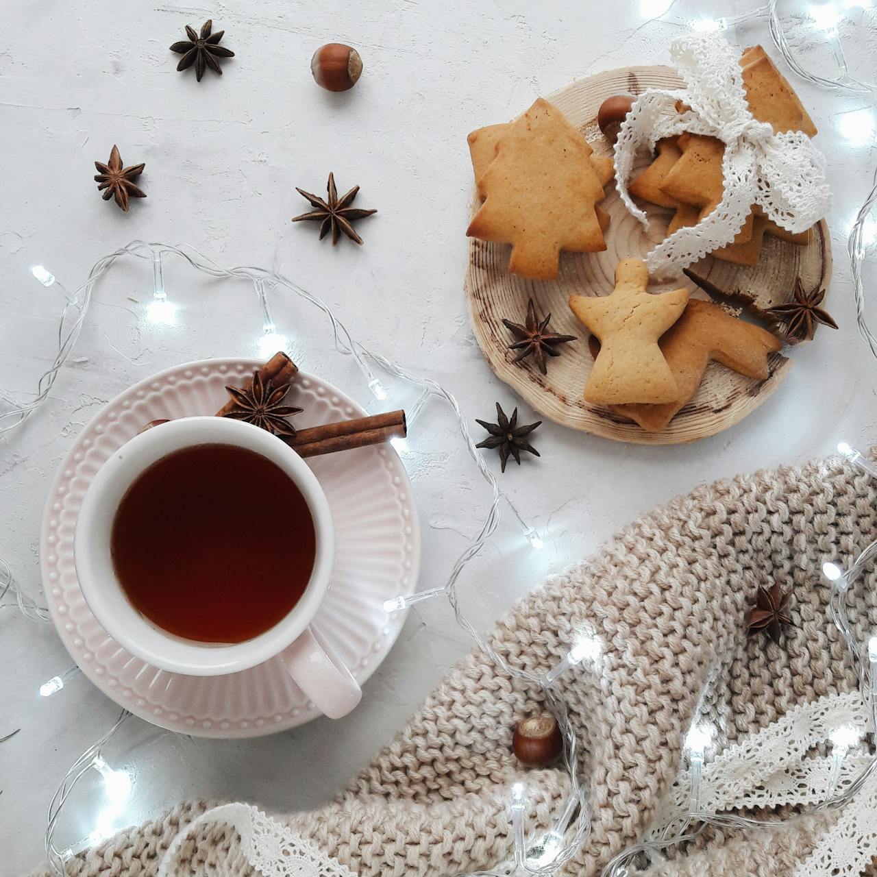 Recette Thé de Noël Maison : Le Guide Complet pour Un Mélange Réconfortant et Parfumé